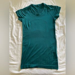 Lululemon Swiftly Tech Tee